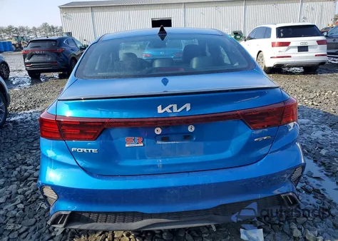2022 Kia Forte Gt Line z USA, uszkodzony, nr VIN 3KPF54AD1NE491908